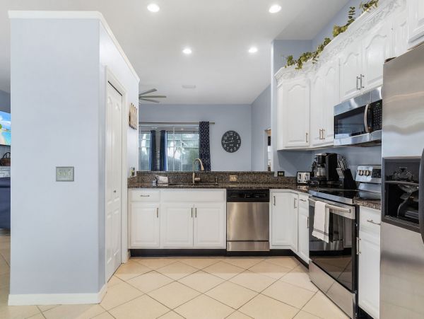 Cape Coral Home 1024367