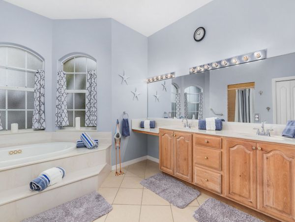 Cape Coral Home 1024367