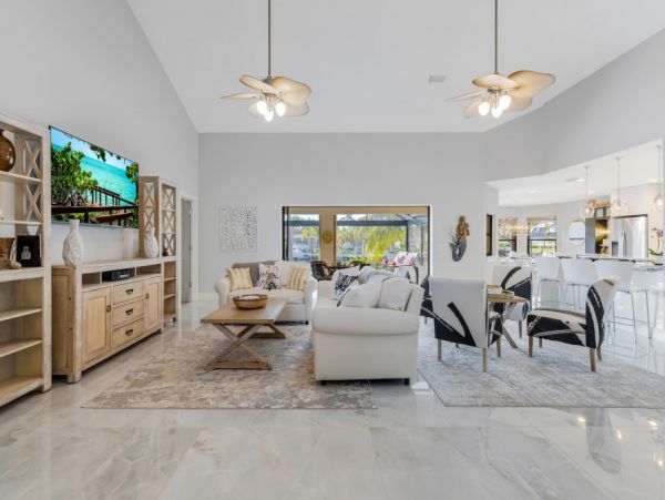 Cape Coral Home 1024368