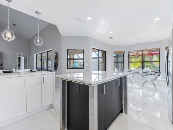 Cape Coral Home 1024368