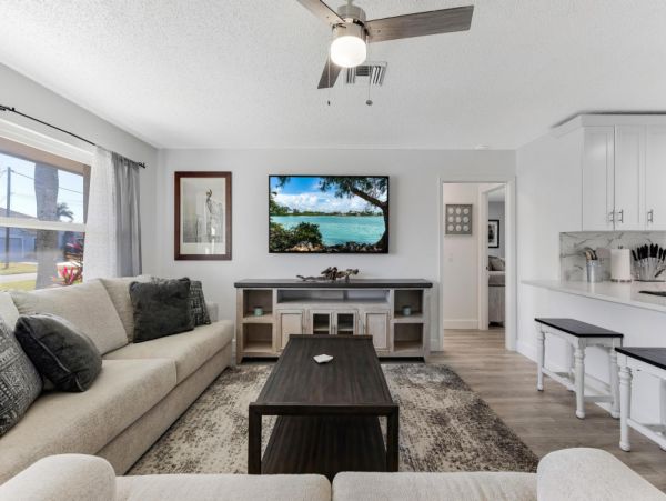 Cape Coral Home 1024370