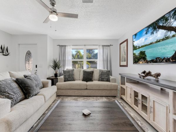 Cape Coral Home 1024370
