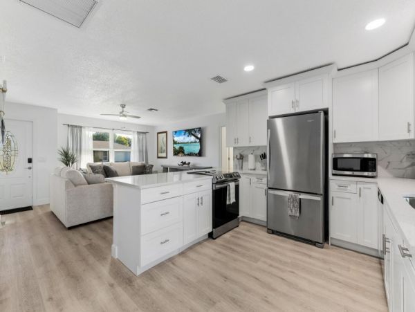 Cape Coral Home 1024370