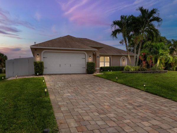 Cape Coral Home 1024372