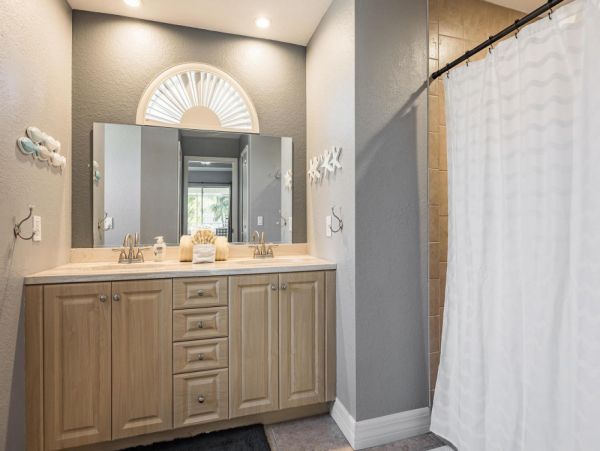 Cape Coral Home 1024373