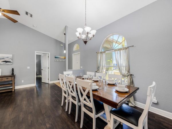 Cape Coral Home 1024373
