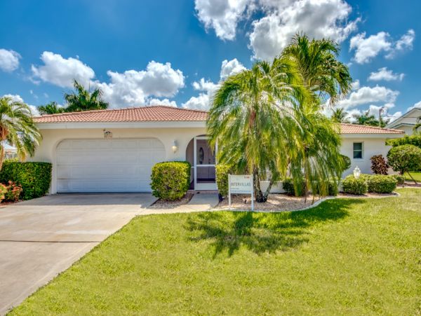 Cape Coral Home 1024374