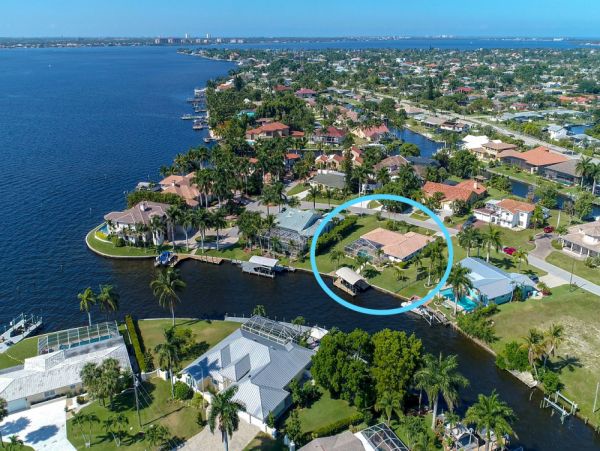 Cape Coral Home 1024374