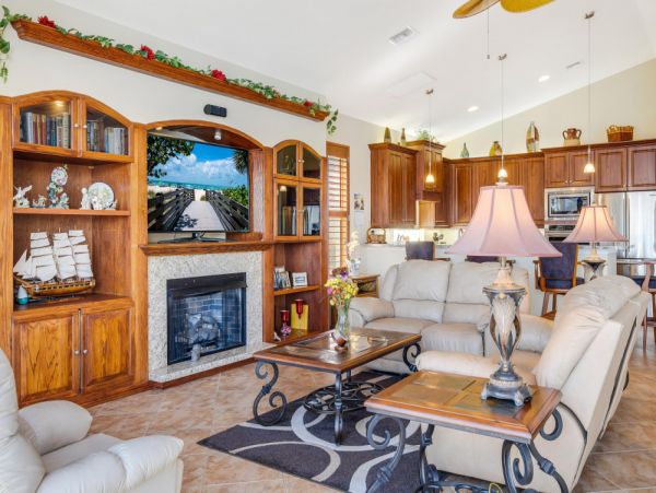 Cape Coral Home 1024376