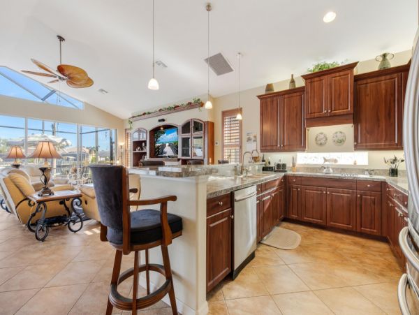 Cape Coral Home 1024376
