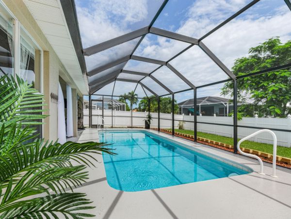 Cape Coral Home 1024378