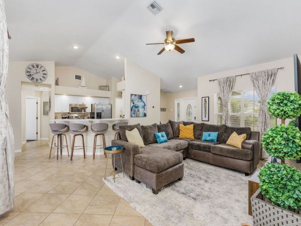 Cape Coral Home 1024378