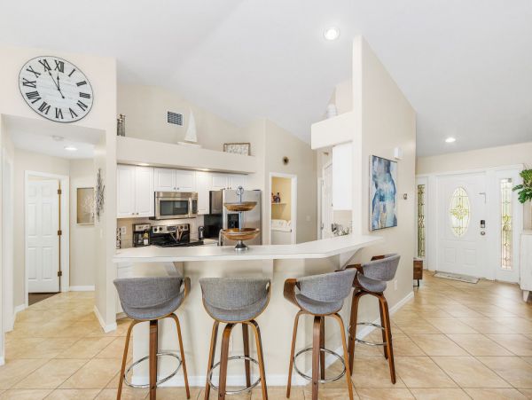Cape Coral Home 1024378