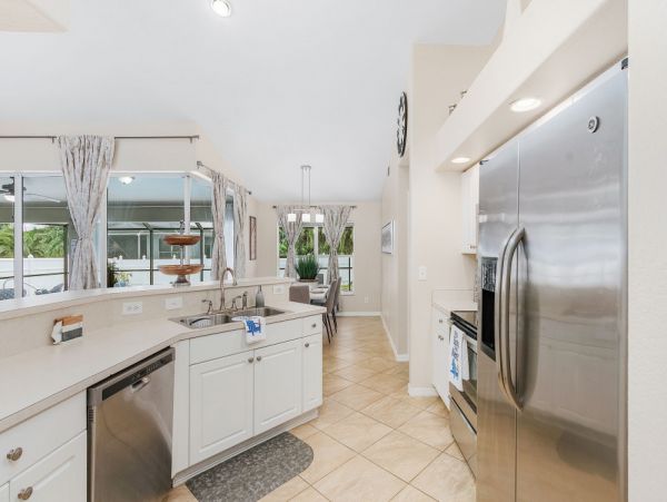 Cape Coral Home 1024378
