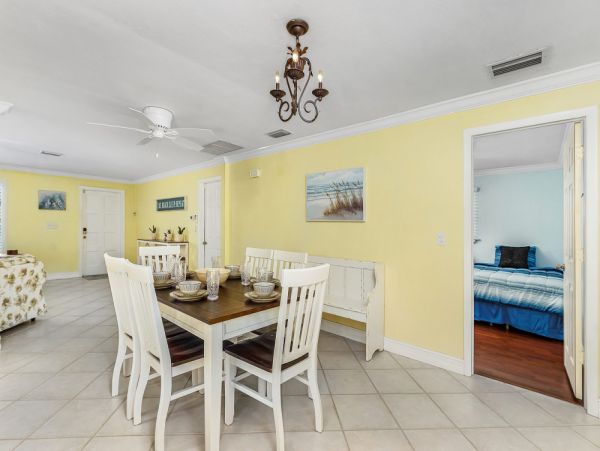 Cape Coral Home 1024380