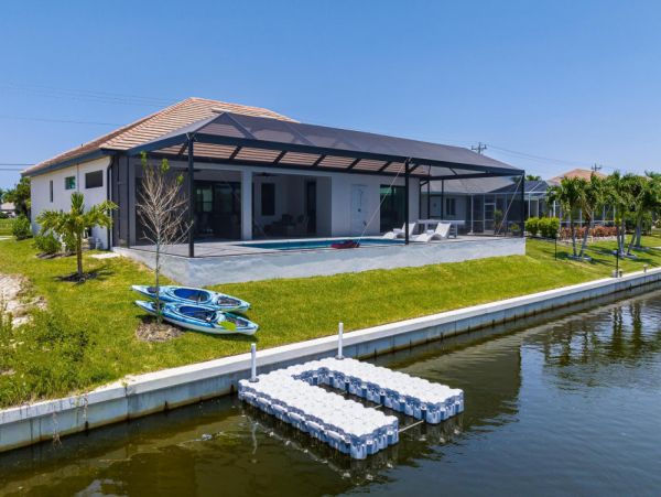 Cape Coral Home 1024383