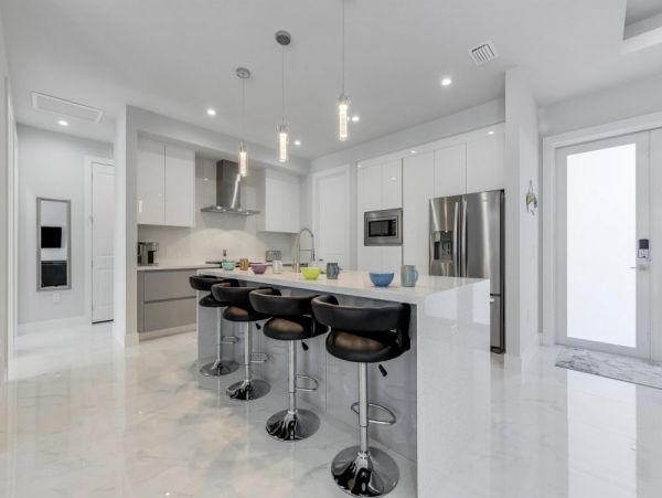 Cape Coral Home 1024384