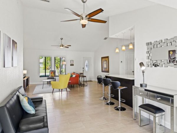 Cape Coral Home 1024385