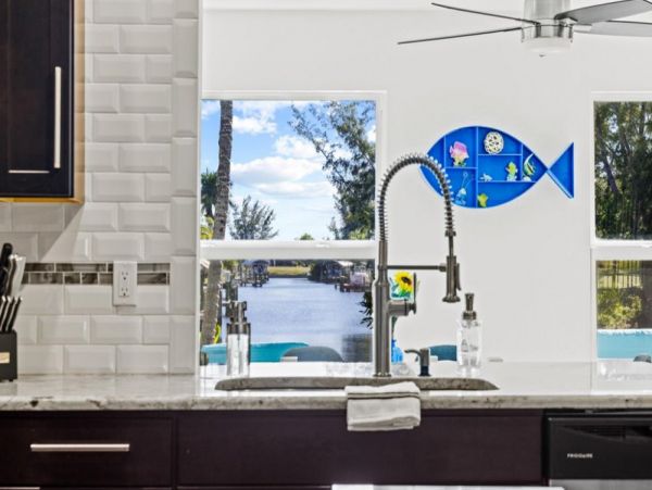 Cape Coral Home 1024385