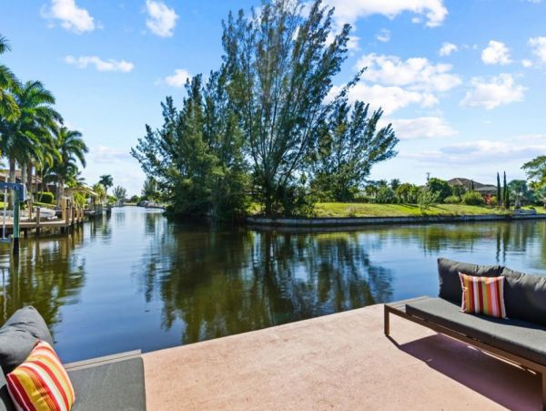 Cape Coral Home 1024385