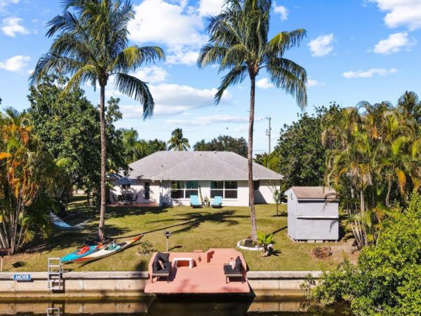 Cape Coral Home 1024385