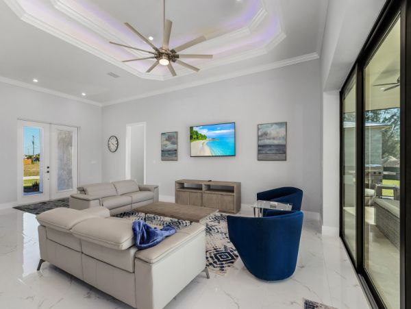 Cape Coral Home 1024386