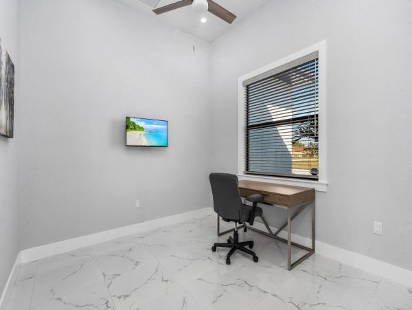 Cape Coral Home 1024386