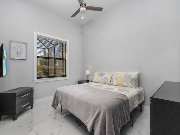 Cape Coral Home 1024386