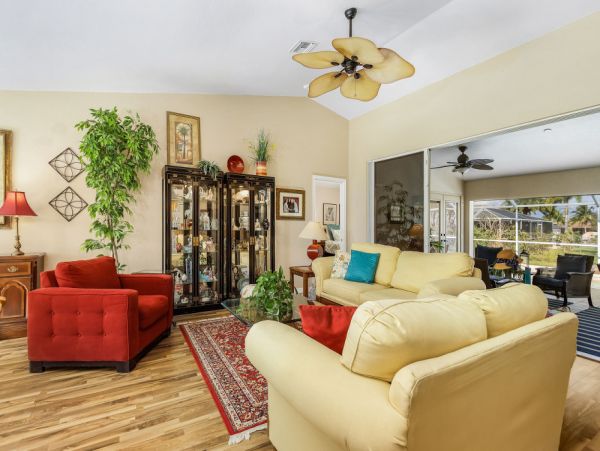 Cape Coral Home 1024387