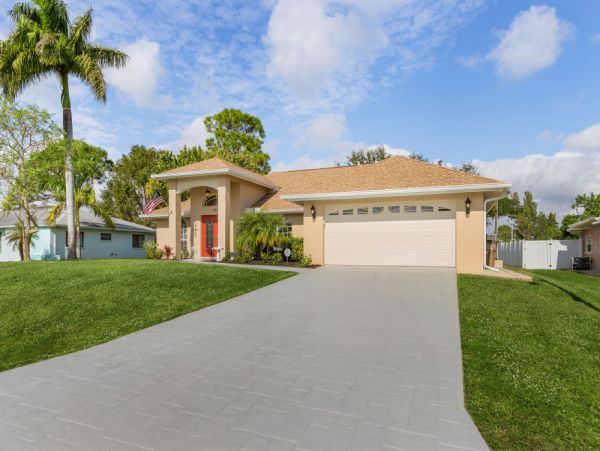 Cape Coral Home 1024387