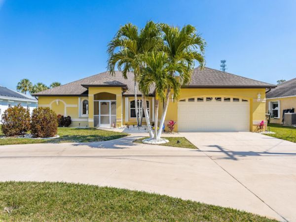 Cape Coral Home 1024388