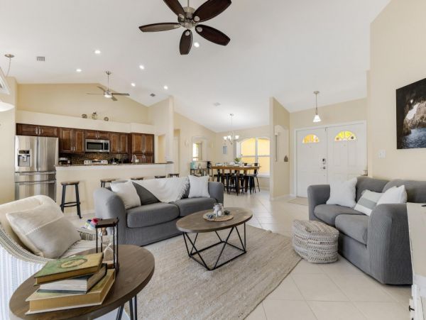 Cape Coral Home 1024388
