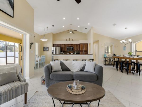 Cape Coral Home 1024388
