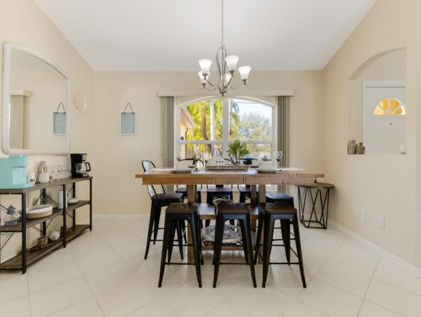 Cape Coral Home 1024388