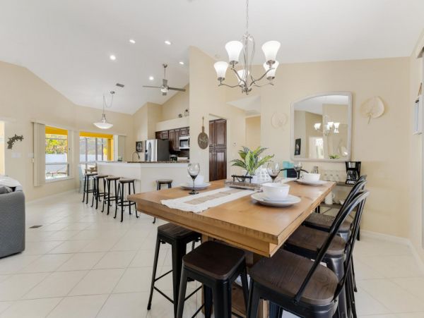 Cape Coral Home 1024388