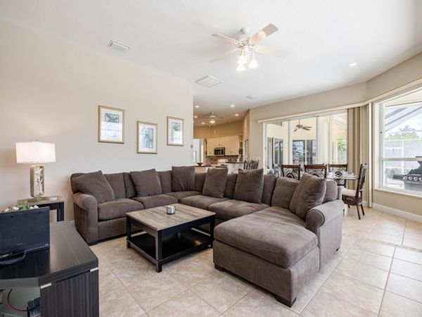 Cape Coral Home 1024389