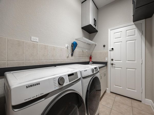 Cape Coral Home 1024389