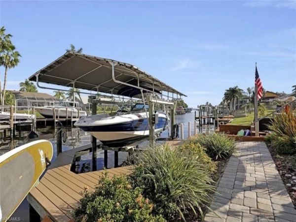 Cape Coral Home 1024391