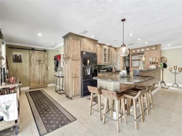 Cape Coral Home 1024391