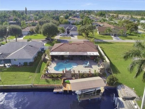 Cape Coral Home 1024391