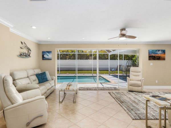 Cape Coral Home 1024392