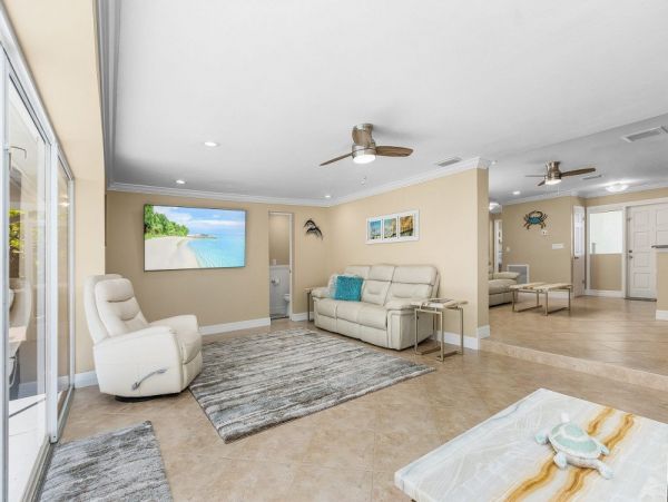 Cape Coral Home 1024392