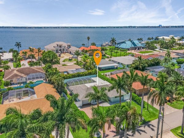 Cape Coral Home 1024392