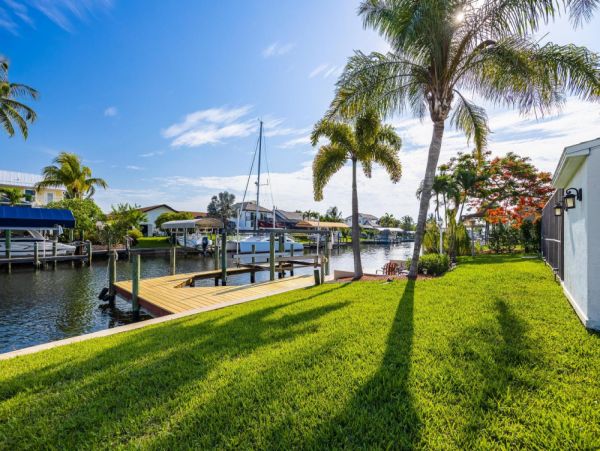 Cape Coral Home 1024393