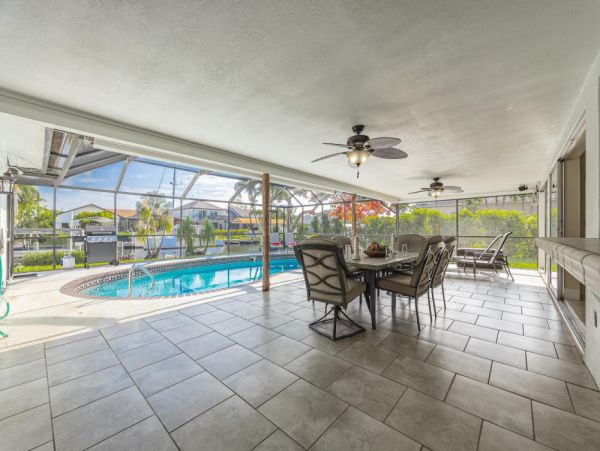 Cape Coral Home 1024393