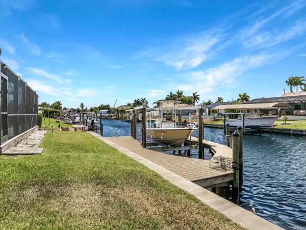 Cape Coral Home 1024395