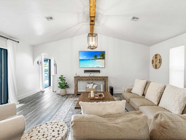 Cape Coral Home 1024395