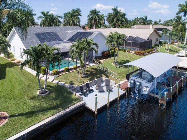 Cape Coral Home 1024396