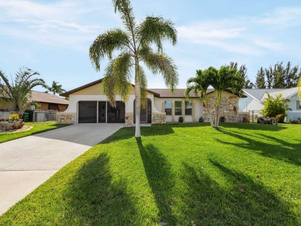 Cape Coral Home 1024398