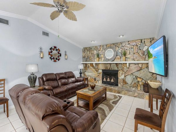 Cape Coral Home 1024398